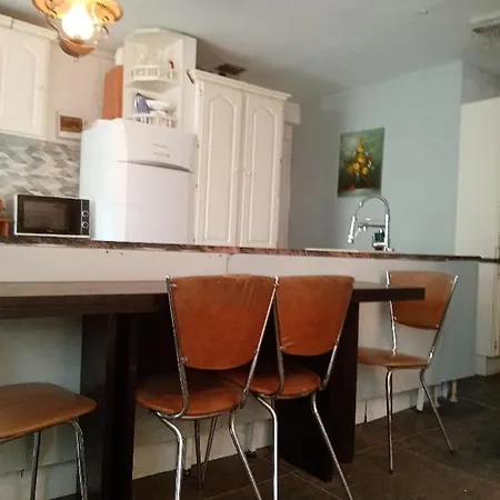 Villa Victoria * فيل باريسى